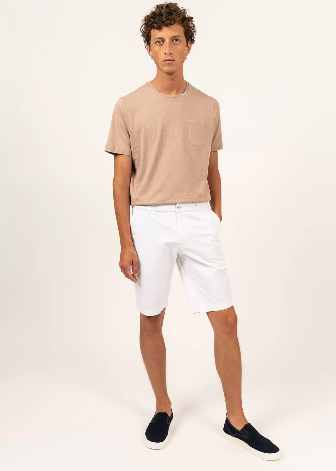 Trousers & Shorts>Saint James Doug straight Bermuda shorts in cotton canvas BLANC